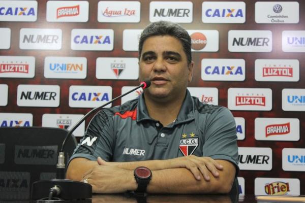 Marcelo Cabo, tcnico do Atltico-GO, assumiu o cargo uma semana antes do incio da Srie B