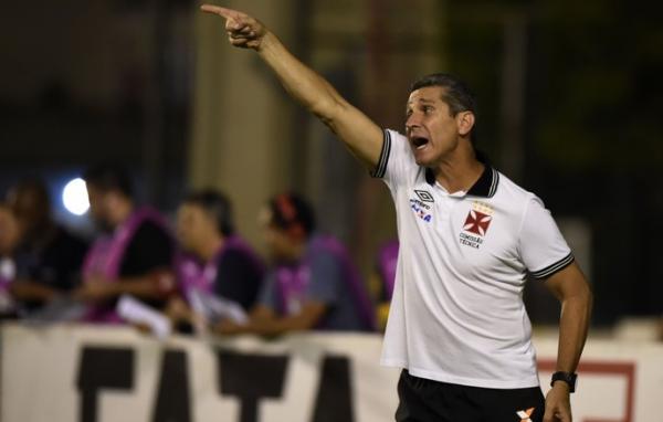 Jorginho elogiou atuao da equipe no empate sem gols contra o Ava