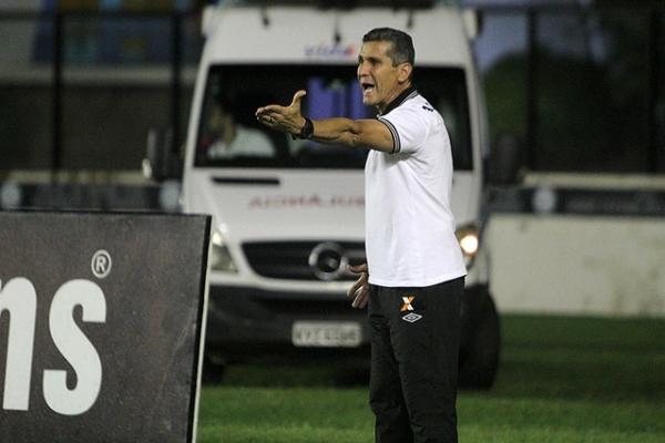 Vasco vive crise e corre risco de no subir