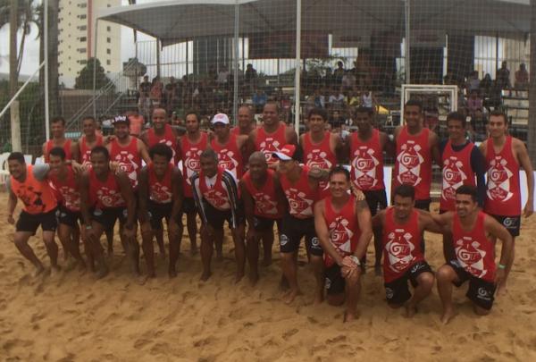 Torneio de futevlei reuniu craques do passado do futebol