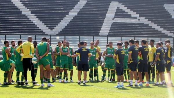 Problemas no elenco do Vasco apareceram em 2016