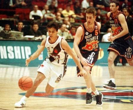 Helinho em quadra na poca que atuava pelo Vasco