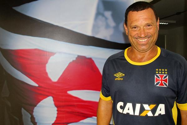 Marcus Alexandre demonstra alegria com oportunidade