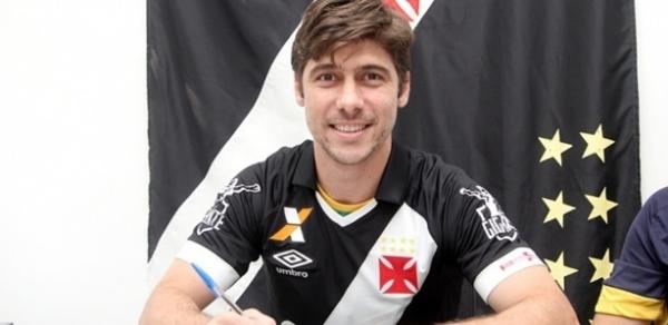 Meia Fellype Gabriel mal jogou e j est de saida do Vasco