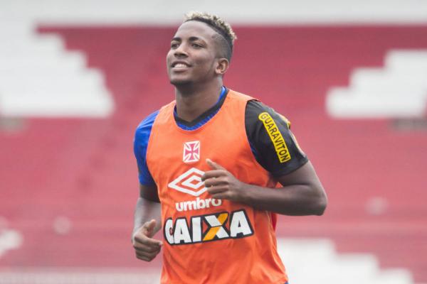 Thalles (foto), assim como Eder Luis e Caio Monteiro so os nicos atacantes garantidos no Vasco em 2017