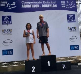 Luiz Gustavo Gomes (1) e David Bernardo (2) so os representantes vascanos no Aquatlo 