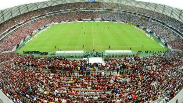 Torcedores ocuparam 100% da Arena da Amaznia em clssico carioca