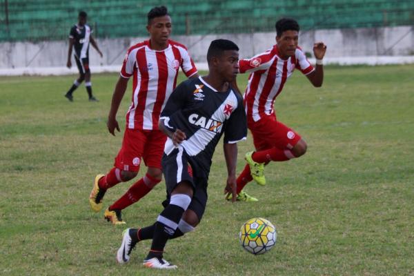 Robinho ser uma das armas do Vasco na Copinha 2017