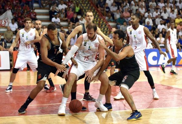 Renato foi um dos destaques do Paulistano