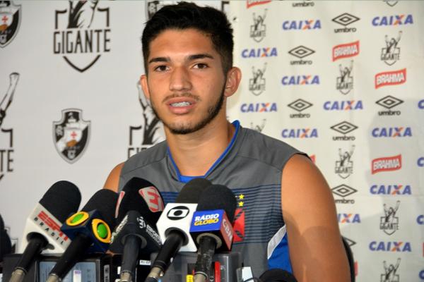 Andrey em sua primeira coletiva de imprensa