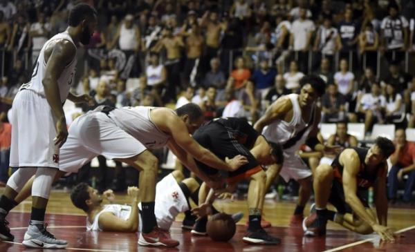 Vasco e Flamengo devem voltar a se enfrentar neste sbado
