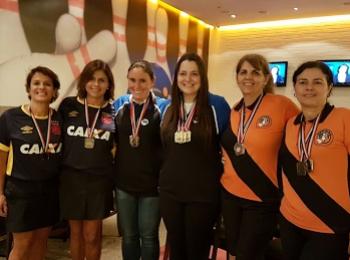 Lcia Vieira e La Castro no pdio