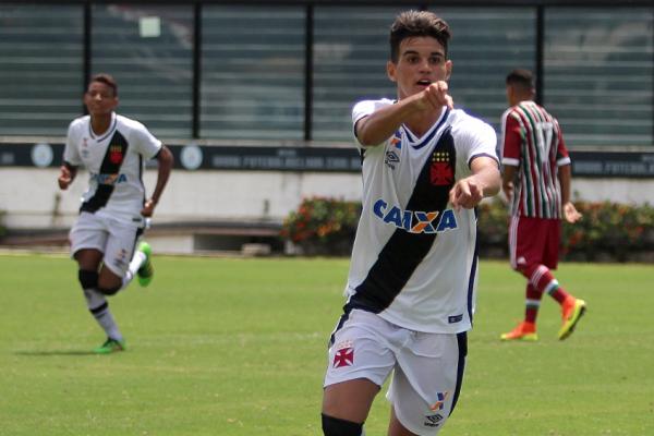 Moresche comemora primeiro gol marcado pelo Vasco