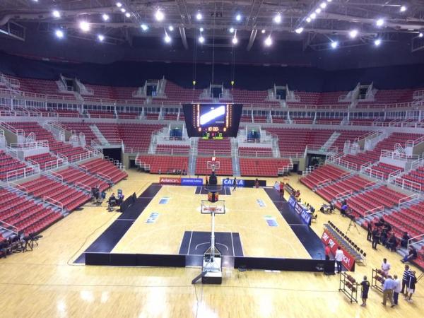 Arena da Barra recebeu Flamengo e Vasco com os portes fechados