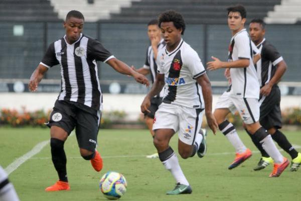 Vasco 4 x 2 Resende, pela Taa GB de Juniores