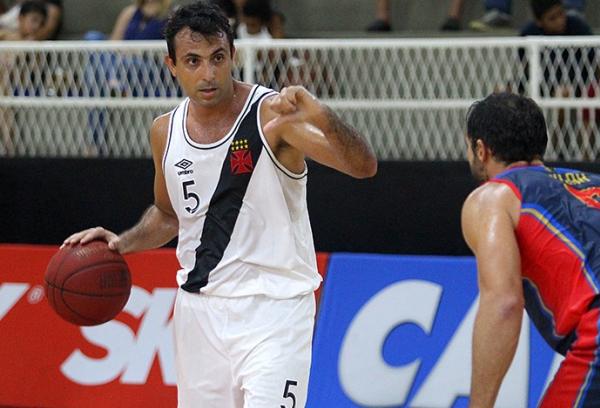 Hlio est com discurso afinado com seu treinador