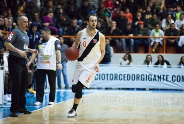 Gacho na deciso da Liga Ouro