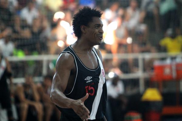 Mrcio  um dos destaques do Gigante do Basquete