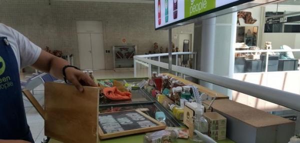 Quiosque teve produtos danificados