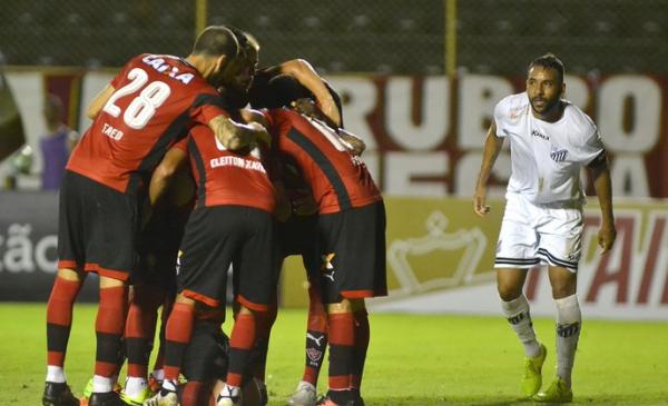 Vitoria e Bragantino duelaram no Barrado pela segunda fase da Copa do Brasil