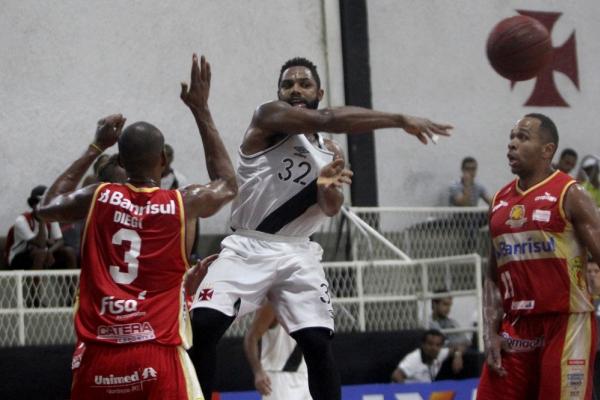 David Jackson no teve atuao destacada como no clssico com o Flamengo