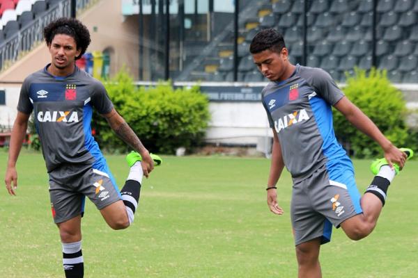 Douglas e Evander esto  disposio para o clssico