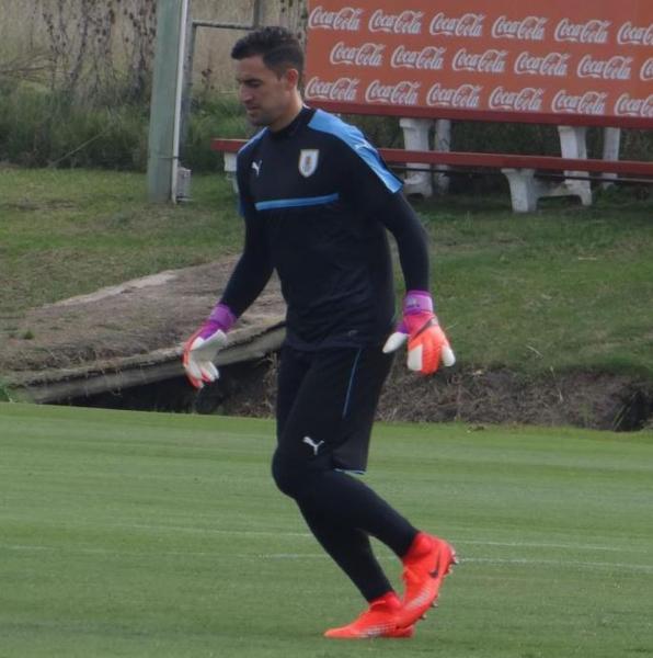 Martn estreou pela seleo em 2009. Em mais de sete anos  apenas o quarto jogo oficial. Enfrentou Jordnia em duas partidas de respecagem nas Eliminatrias e o Taiti na Copa das Confederaes.