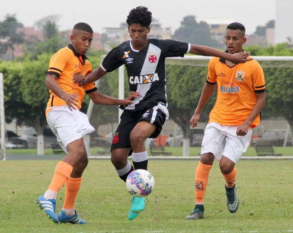 Joo Laranjeira, do sub-17, enfrentou Nova Iguau em 2016