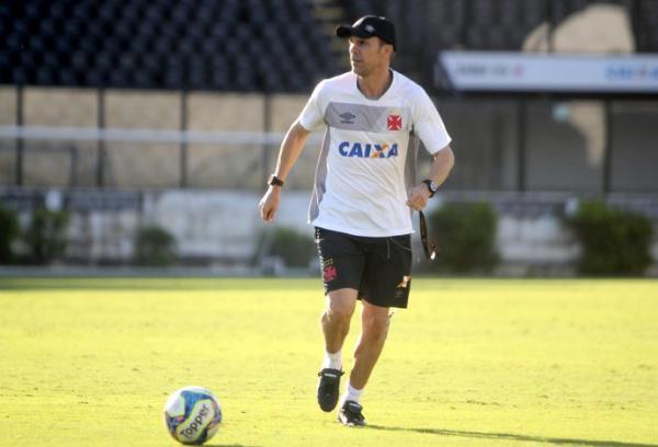 Milton Mendes