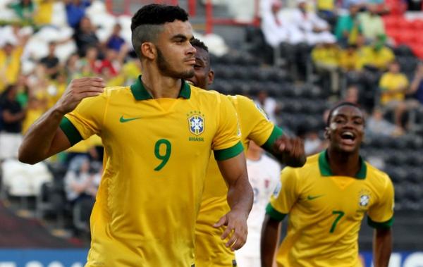 Mosquito  um dos grandes artilheiros das categorias de base da Seleo