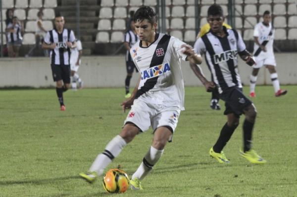 Andrey balanou as redes na Arena do Jacar em 2015