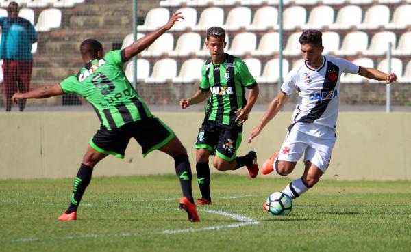 Andrey voltou a balanar as redes na Arena do Jacar