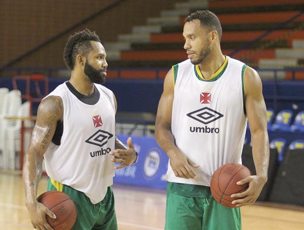 David e Wagner conversam