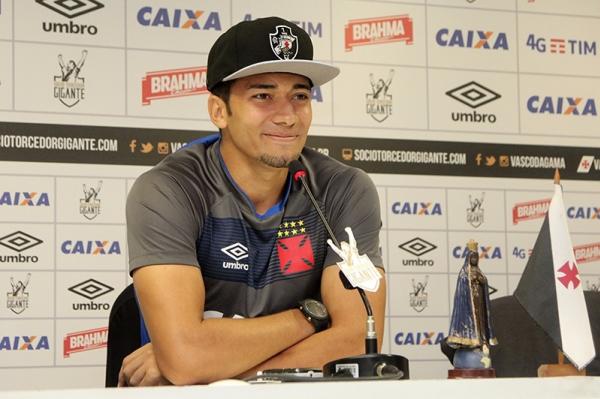 Jean durante bate-papo com os jornalistas em So Janurio