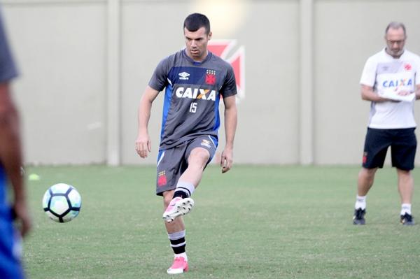 Wagner durante treinamento em S�o Janu�rio
