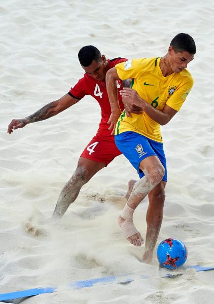 Craque do Vasco da Gama e da seleo brasileira, Luco disputa a sua primeira Copa do Mundo nas Bahamas