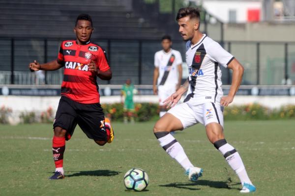 Bruno Cosendey teve boas oportunidades no segundo tempo