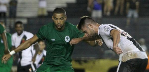 Zagueiro Lucas Rocha atuou contra o Vasco no Campeonato Carioca
