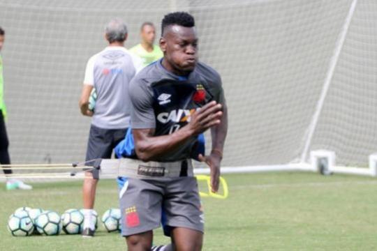 Paulão chegou para ser titular no Vasco