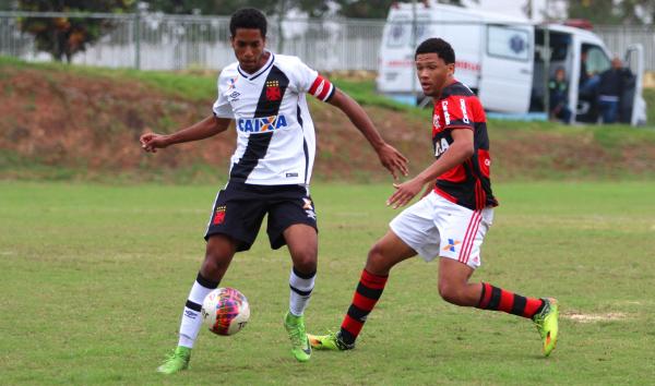 Miranda quase balançou as redes na etapa final