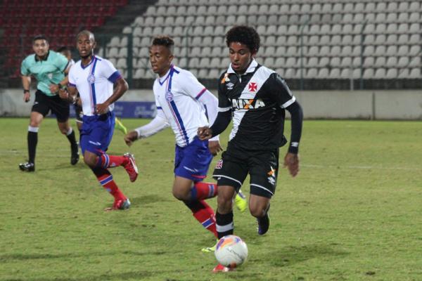 Douglas, hoje no profissional, disputou a Taça BH em 2015