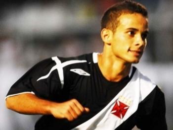 Morais em ação pelo Vasco, em 2006