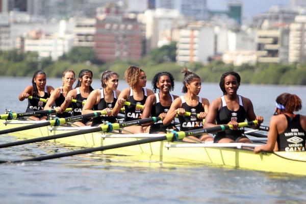 Daniele Ramos, Ana Cristina, Tatiane Garcia, Milena Soares, Raquel Freitas, Andressa Felipe, Lorrany Machado, Ana Carolina Leite e Juliana Pinto ficaram em segundo no 8 Com