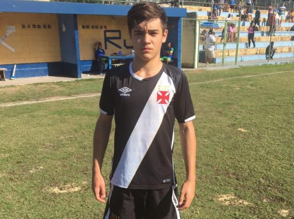 Bernardo anotou um hat-trick contra o Boavista