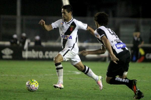 Pikachu em ação contra o Peixe na temporada de 2016