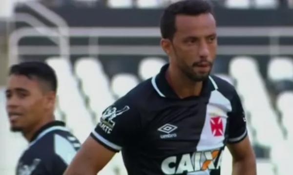 Nenê não escondeu a irritação com Pikachu