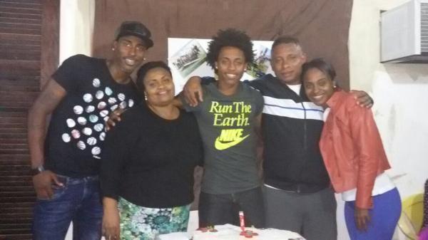 Paulo Vitor e Denilson em família