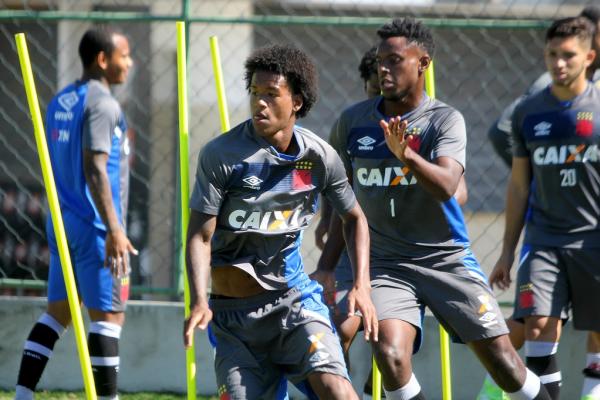 Alan Cardoso e Ulisses durante trabalho físico