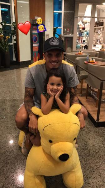 Ramon com a filha Antônia