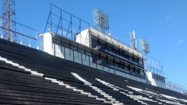 São Januário está interditado por causa de confusão em jogo contra o Flamengo